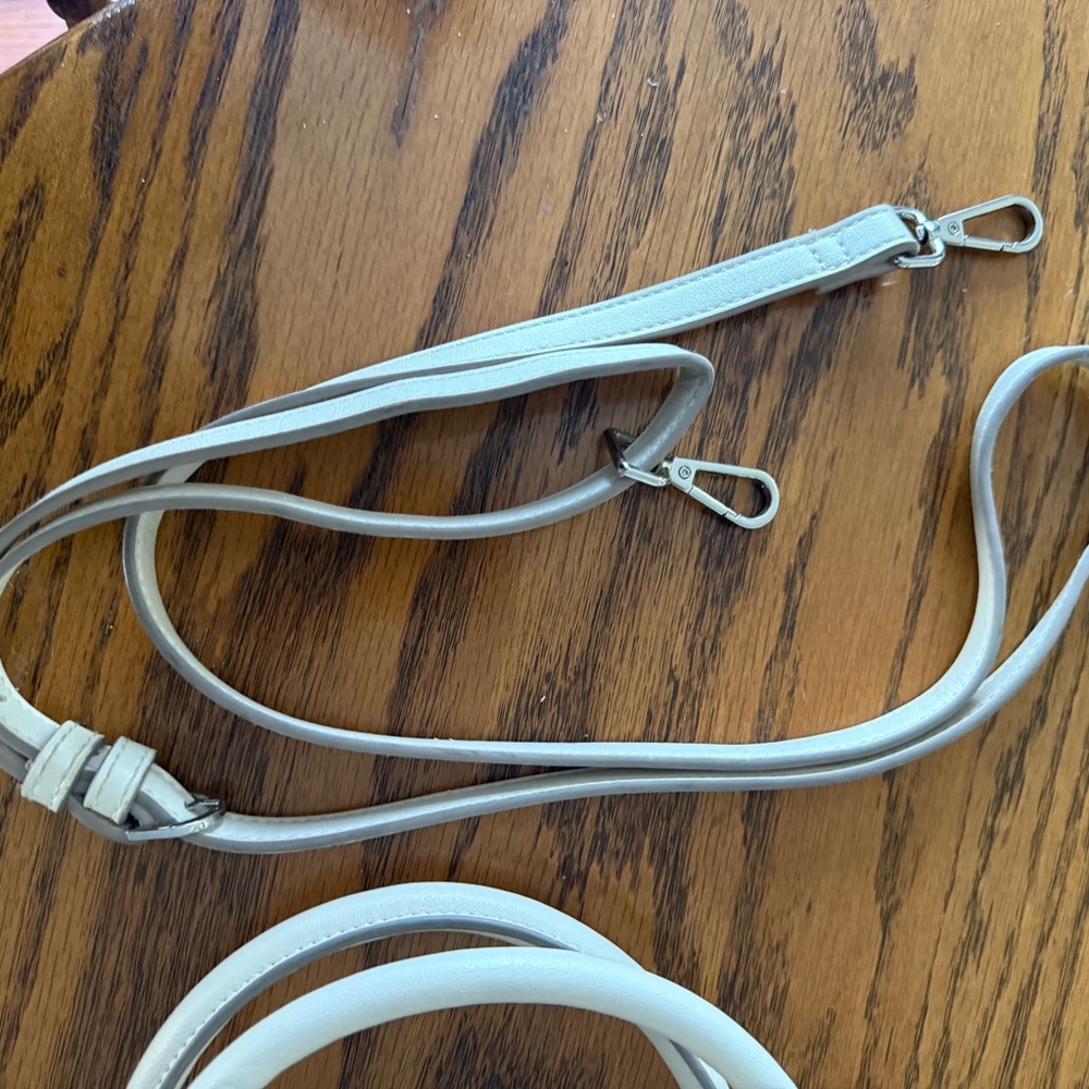 Cream Handbag - Picture 8 of 8